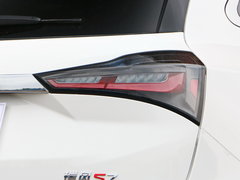 2017款 2.0T 自动豪华智能型
