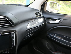 2017款 1.8L 自动豪华型