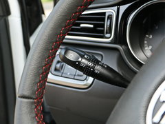 2017款 1.8L 自动豪华型