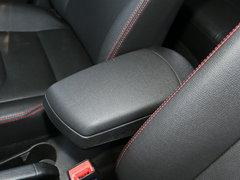 2017款 1.8L 自动豪华型