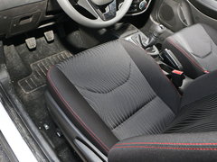 2017款 1.5L 手动标准型
