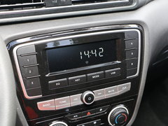 2017款 1.5L 手动标准型