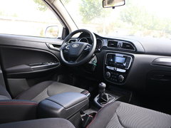 2017款 1.5L 手动标准型