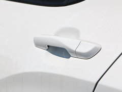 2017款 1.5L 手动标准型