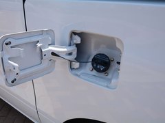 2018款 2.0T 自动旗舰型