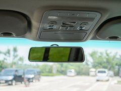 2018款 2.0T 自动旗舰型