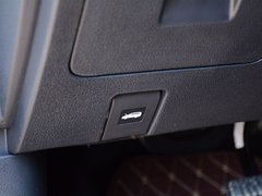 2018款 2.0T 自动旗舰型