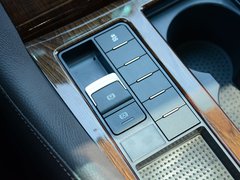 2018款 2.0T 自动旗舰型