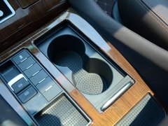 2018款 2.0T 自动旗舰型