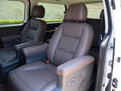 2018款 2.0T 自动旗舰型