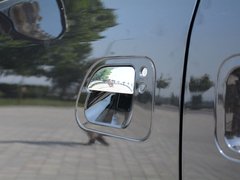 2018款 2.0T 自动旗舰型