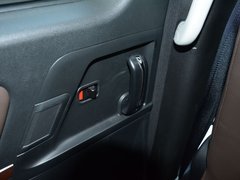 2018款 2.0T 自动旗舰型