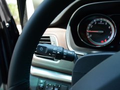 2018款 2.0T 自动旗舰型