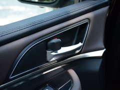 2018款 2.0T 自动旗舰型