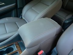 2018款 2.0T 自动旗舰型