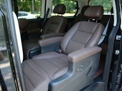 2018款 2.0T 自动旗舰型