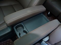 2018款 2.0T 自动旗舰型