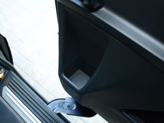 2018款 2.0T 自动旗舰型