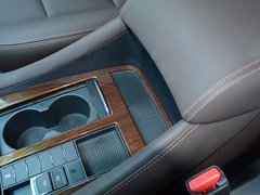 2018款 2.0T 自动旗舰型