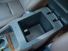 2018款 2.0T 自动旗舰型