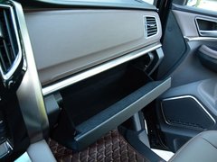 2018款 2.0T 自动旗舰型