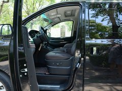 2018款 2.0T 自动旗舰型