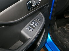 2018款 1.8L CVT尊贵型