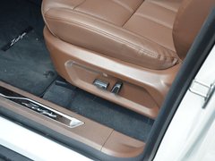 2017款 1.8T 自动尊享型