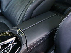 2017款 E 200 4MATIC 轿跑车