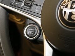 2017款 2.0T 200HP 豪华版