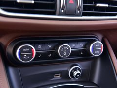 2017款 2.0T 200HP 豪华版