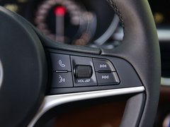 2017款 2.0T 200HP 豪华版
