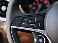 2017款 2.0T 200HP 豪华版