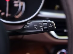 2017款 2.0T 200HP 豪华版