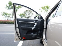 2017款 三厢百万款 1.5L CVT向上互联版