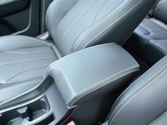 2017款 三厢百万款 1.5L CVT向上互联版
