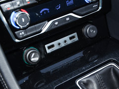 2017款 1.5T 自动豪华型