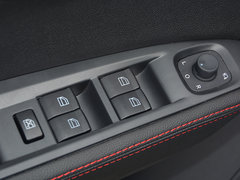 2017款 1.6L 手动尊贵型