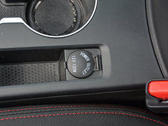 2017款 1.6L 手动尊贵型