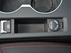 2017款 1.6L 手动尊贵型