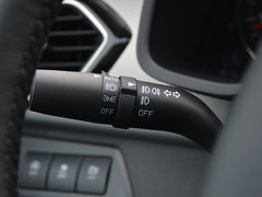 2017款 1.6L 手动尊贵型
