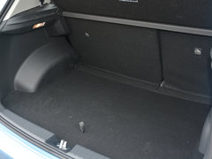 2017款 1.6L 手动尊贵型