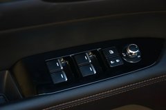 2017款 2.5L 自动四驱旗舰型 国V