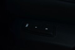 2017款 2.5L 自动四驱旗舰型 国V