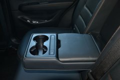 2017款 2.5L 自动四驱旗舰型 国V