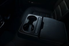 2017款 2.5L 自动四驱旗舰型 国V