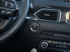 2017款 2.5L 自动四驱旗舰型 国V