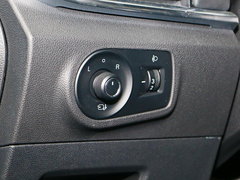 2018款 1.6L 手动旗舰版