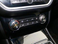 2018款 1.6L 手动旗舰版