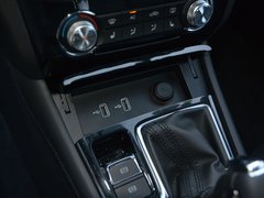 2018款 1.6L 手动互联网智享版